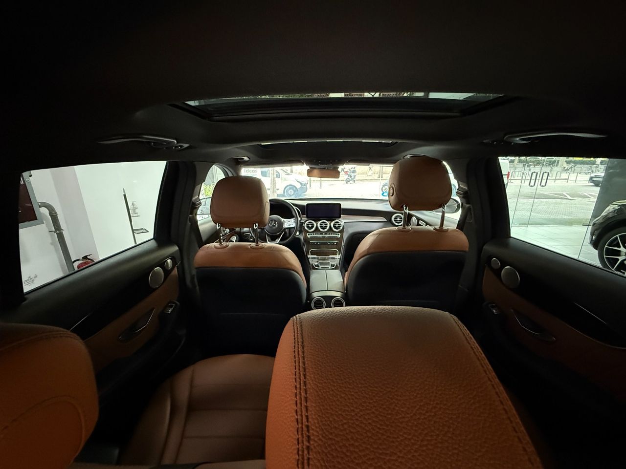 Mercedes GLC 300 e 4MATIC  - Foto 27