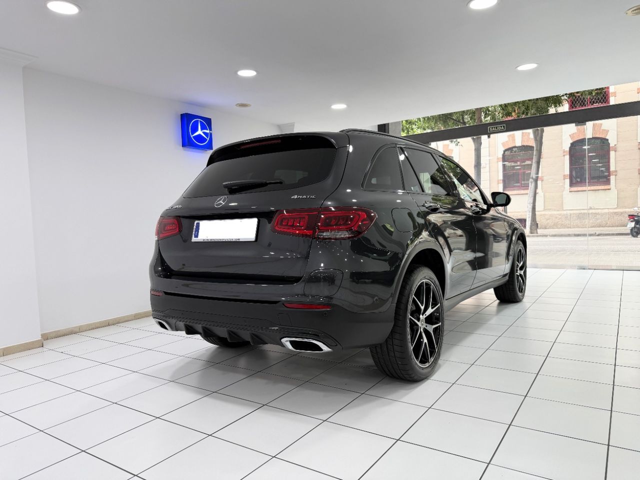 Mercedes GLC 300 e 4MATIC  - Foto 30