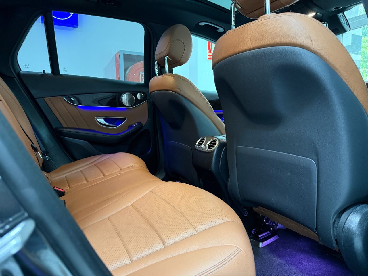 Mercedes GLC 300 e 4MATIC  - Foto 15