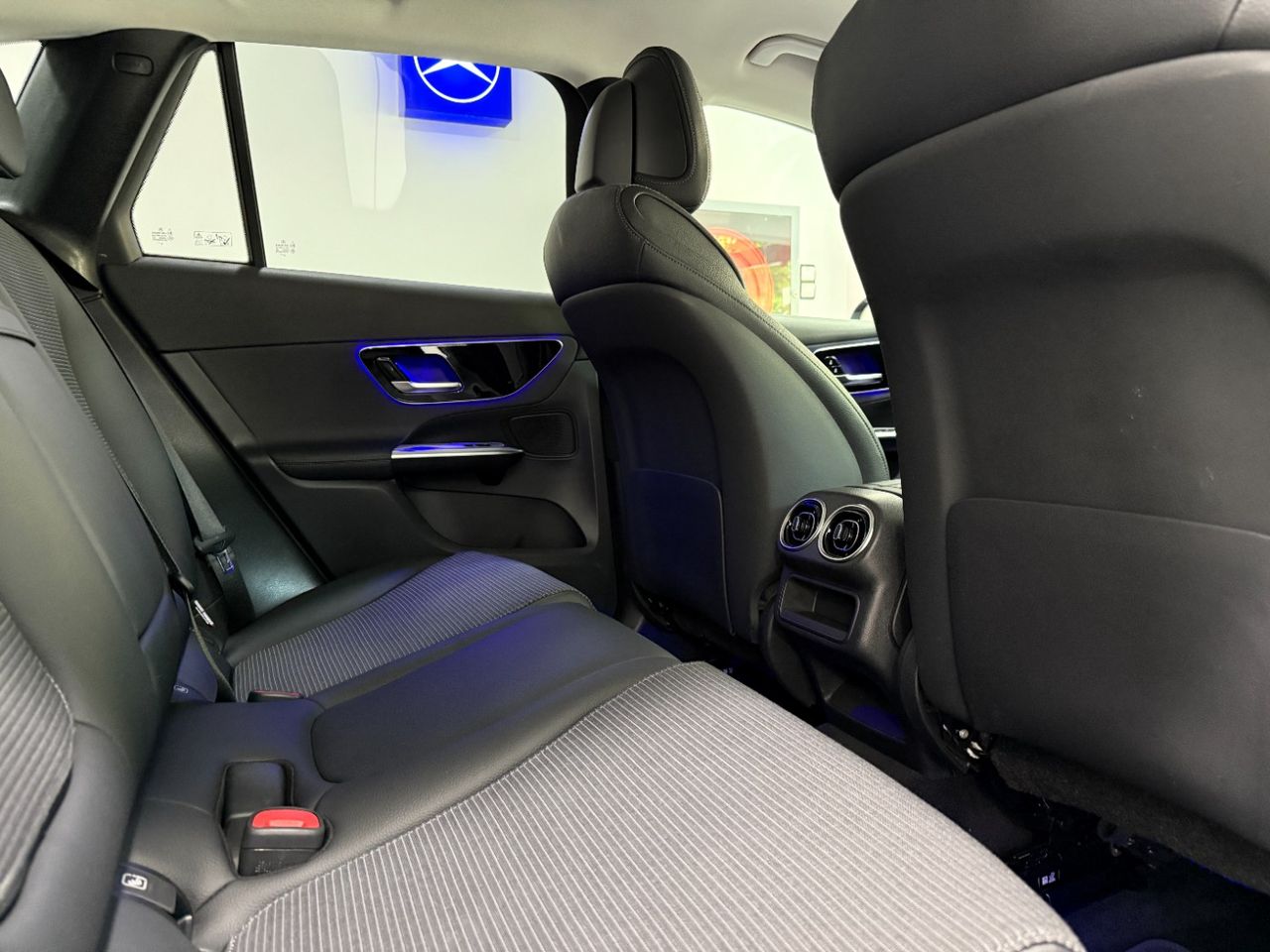 Mercedes GLC 200 4MATIC  - Foto 13