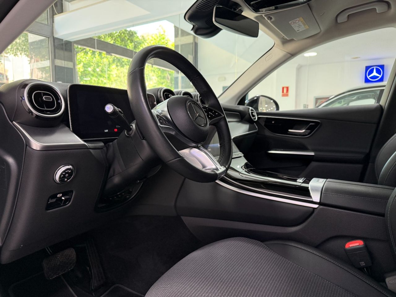 Mercedes GLC 200 4MATIC  - Foto 4