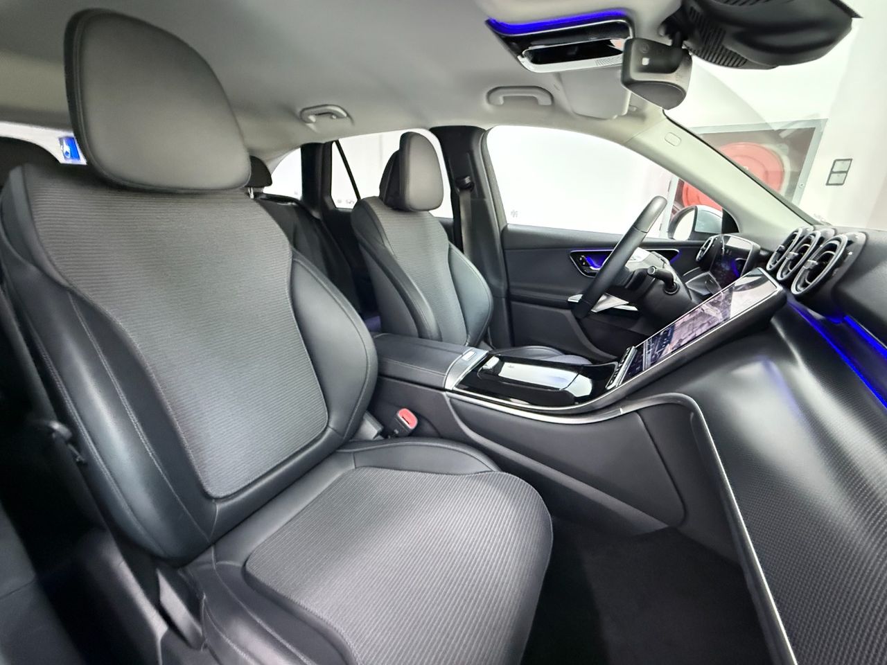 Mercedes GLC 200 4MATIC  - Foto 23