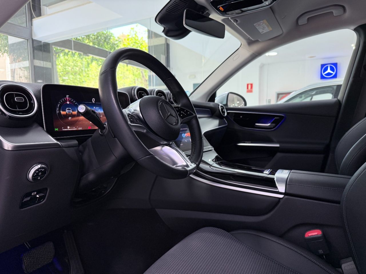 Mercedes GLC 200 4MATIC  - Foto 4