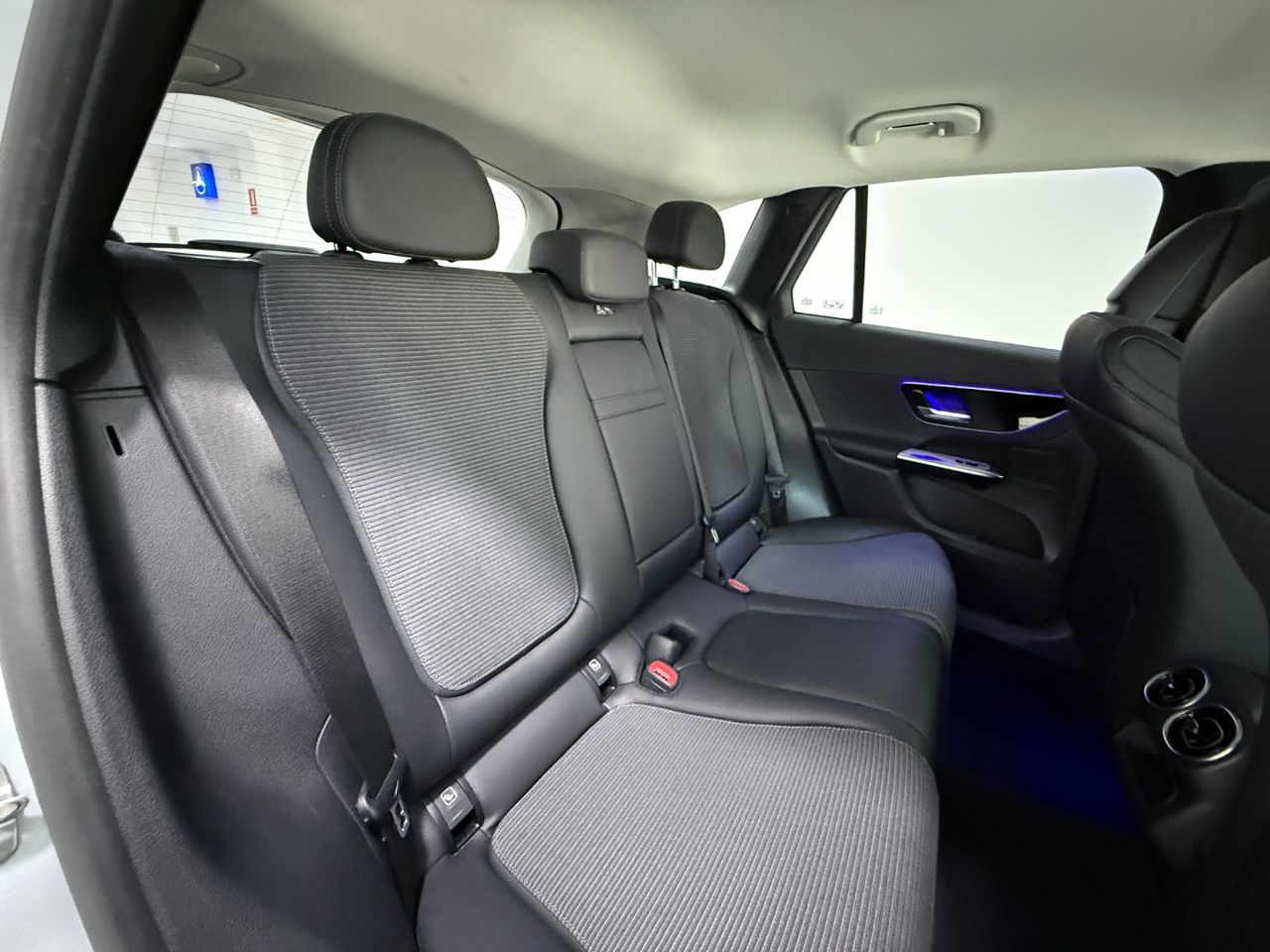 Mercedes GLC 200 4MATIC  - Foto 22