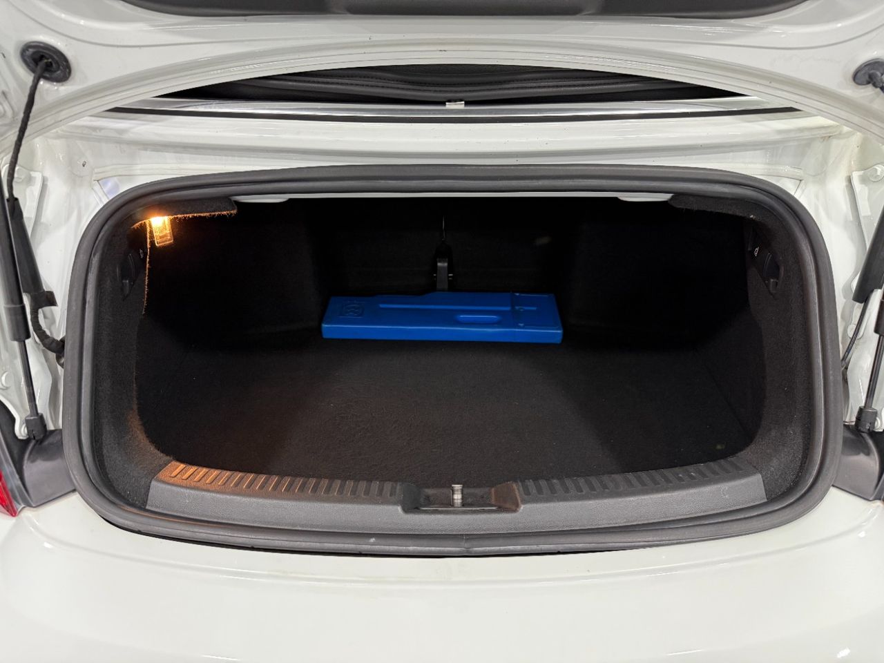 Volkswagen Beetle 2.0 TDI   - Foto 16