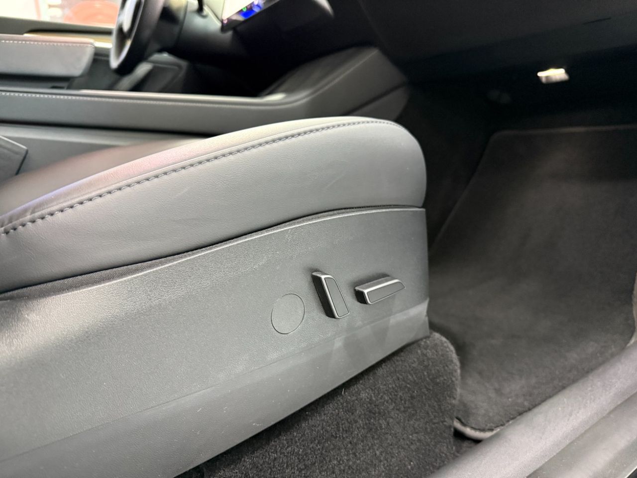Tesla Model Y Gran autonomía Tracción integral  - Foto 12