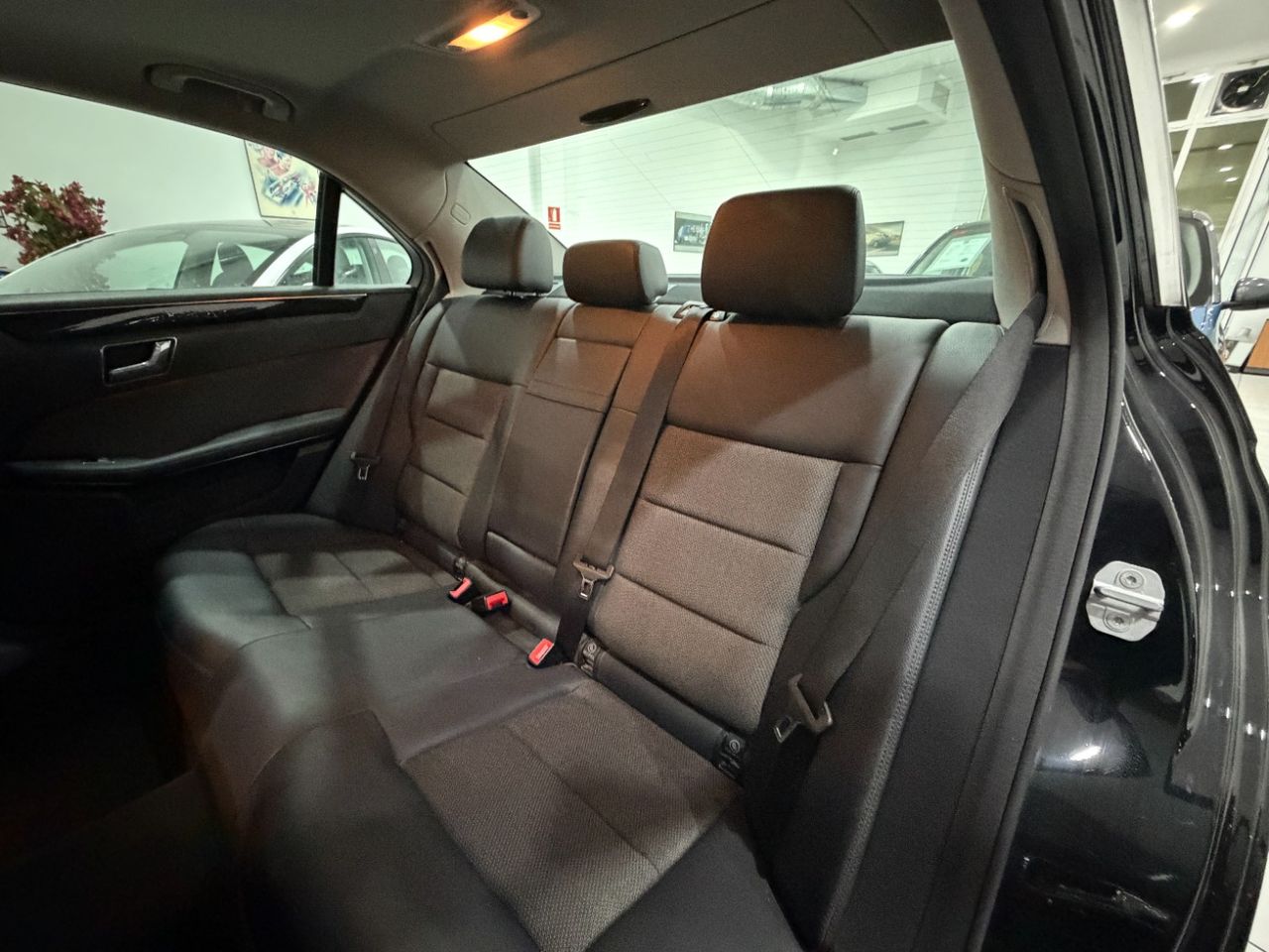 Mercedes Clase E 350 CDI BlueEficiency - Foto 16