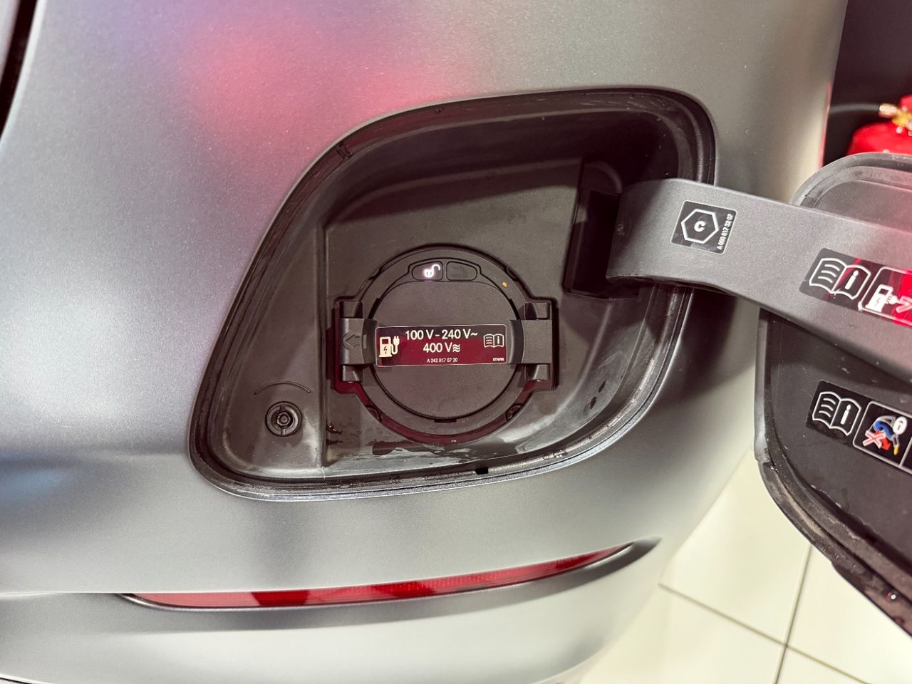 Mercedes GLC Coupé 300 e 4MATIC - Foto 31