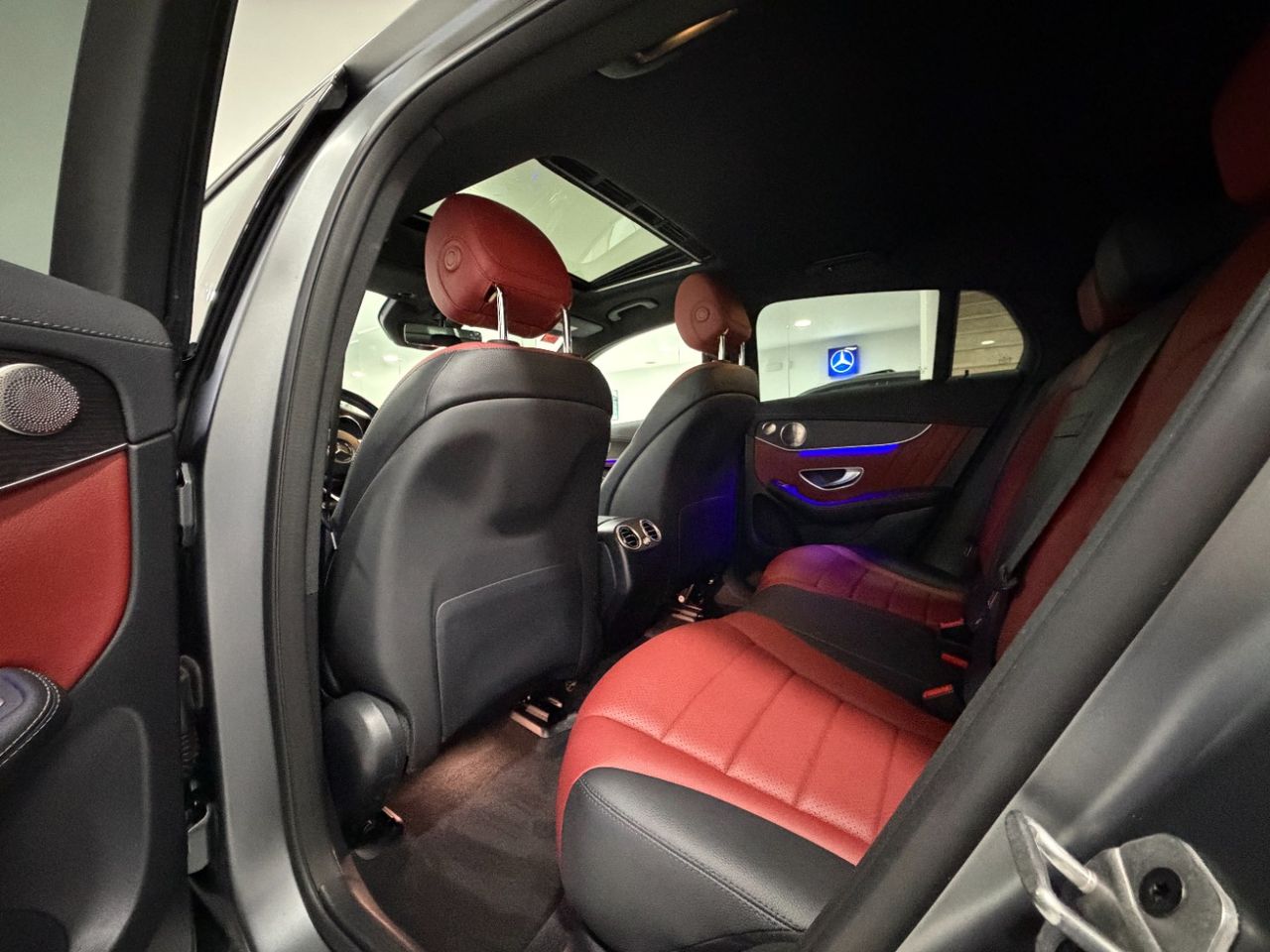 Mercedes GLC Coupé 300e 4MATIC - Foto 15