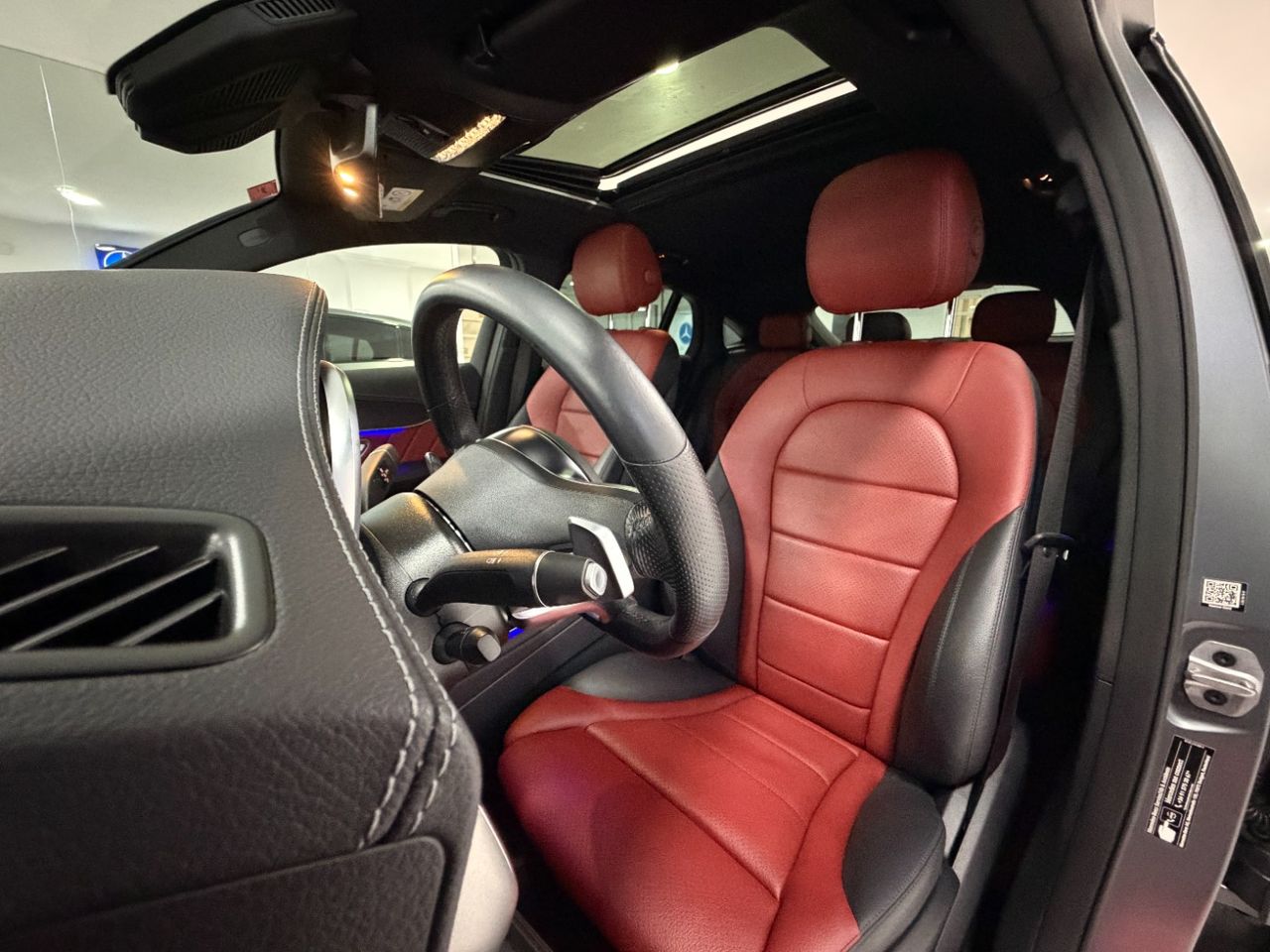 Mercedes GLC Coupé 300e 4MATIC - Foto 20