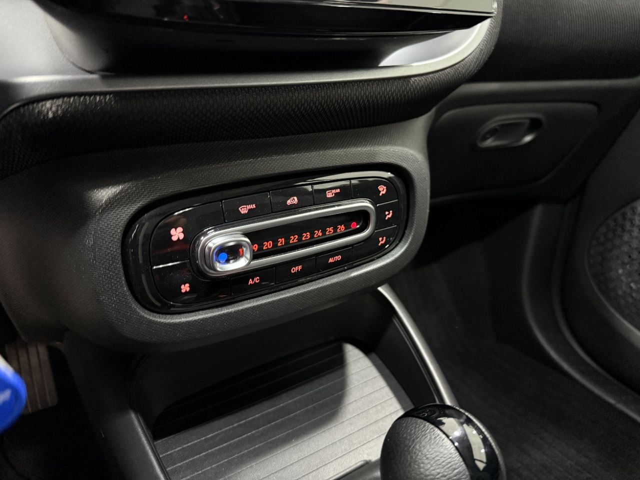 Smart Fortwo EQ Cabrio Limited Edition 1/1 - Foto 10