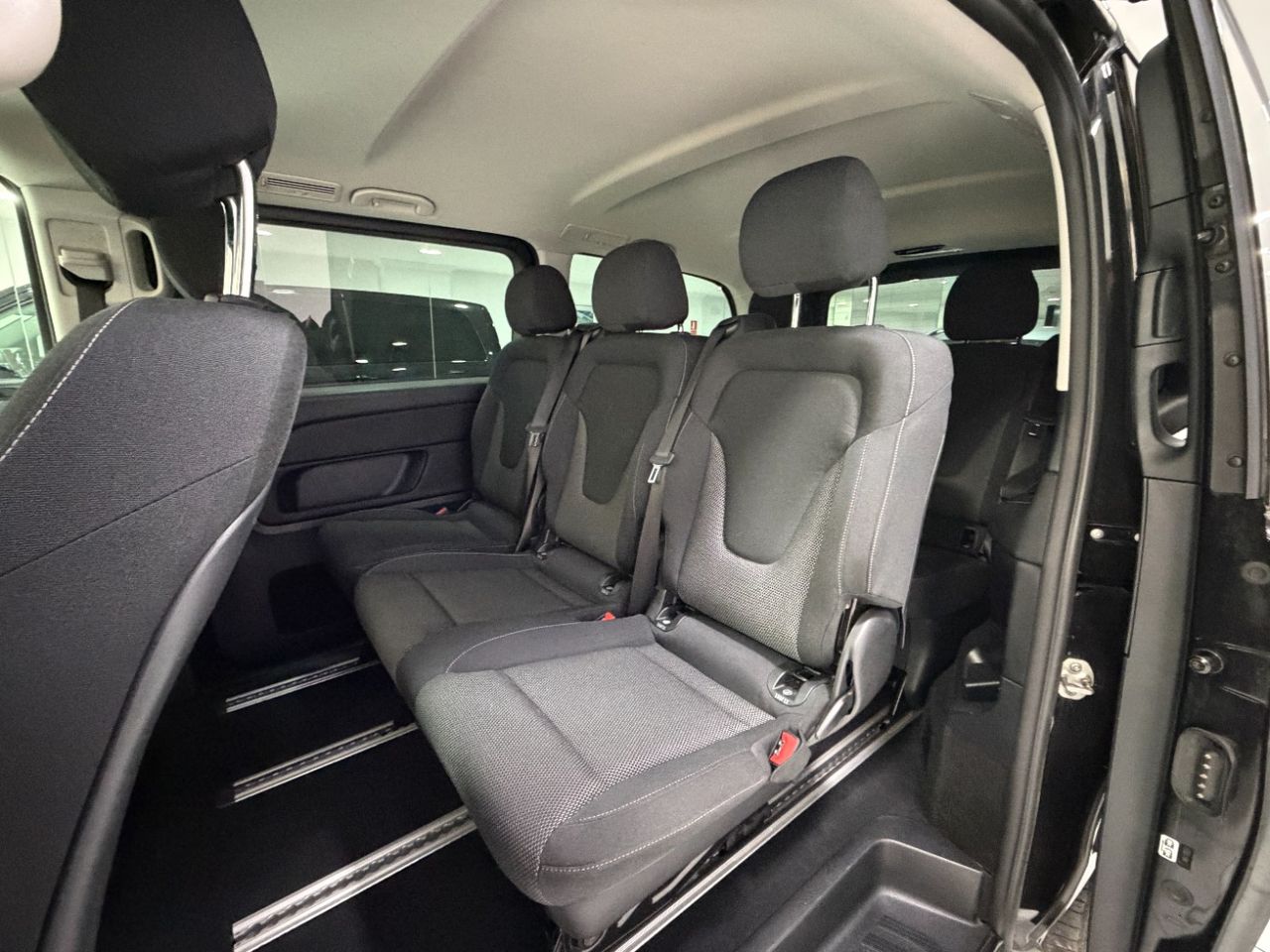 Mercedes Clase V V 220 d Avantgarde Largo 7G-TRONIC PLUS - Foto 5