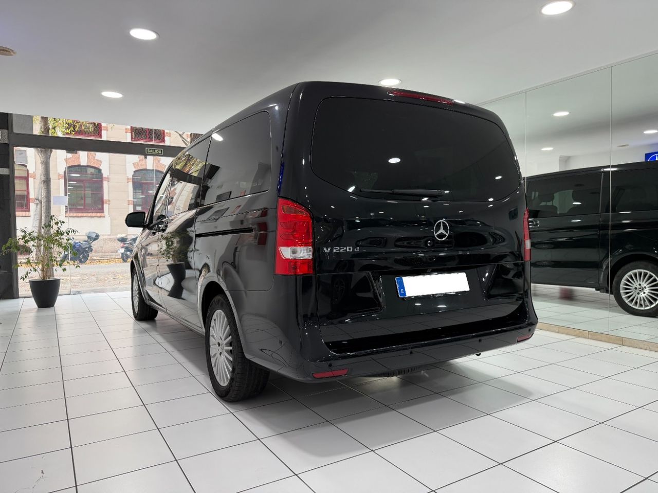 Mercedes Clase V V 220 d Avantgarde Largo 7G-TRONIC PLUS - Foto 21