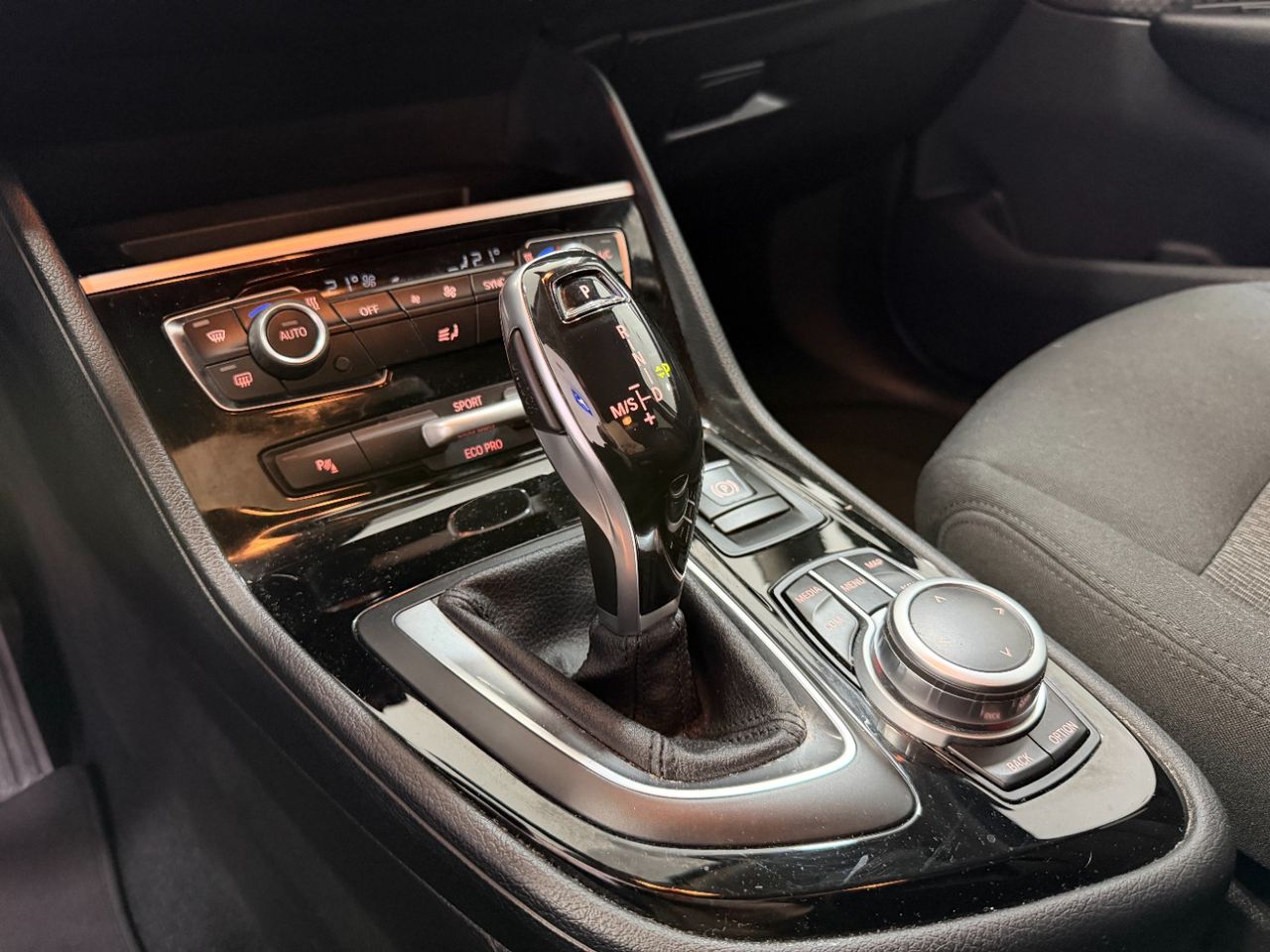 BMW Serie 2 Active Tourer 216d Gran Tourer DCT 7 plazas - Foto 8