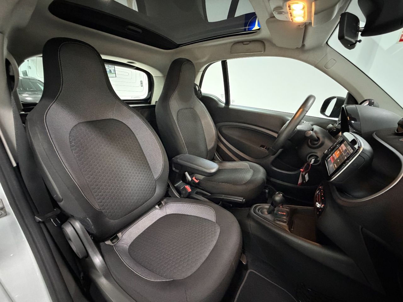 Smart Fortwo EQ fortwo - Foto 15
