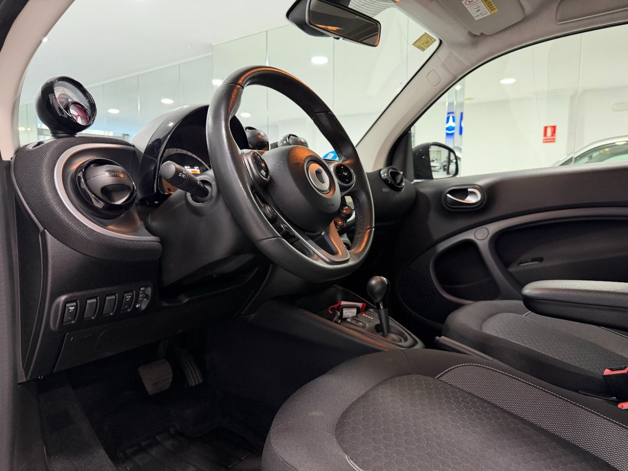 Smart Fortwo EQ fortwo - Foto 4