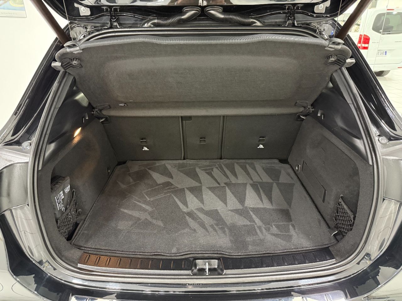 Mercedes GLA 200 7G-DCT AMG Line - Foto 17