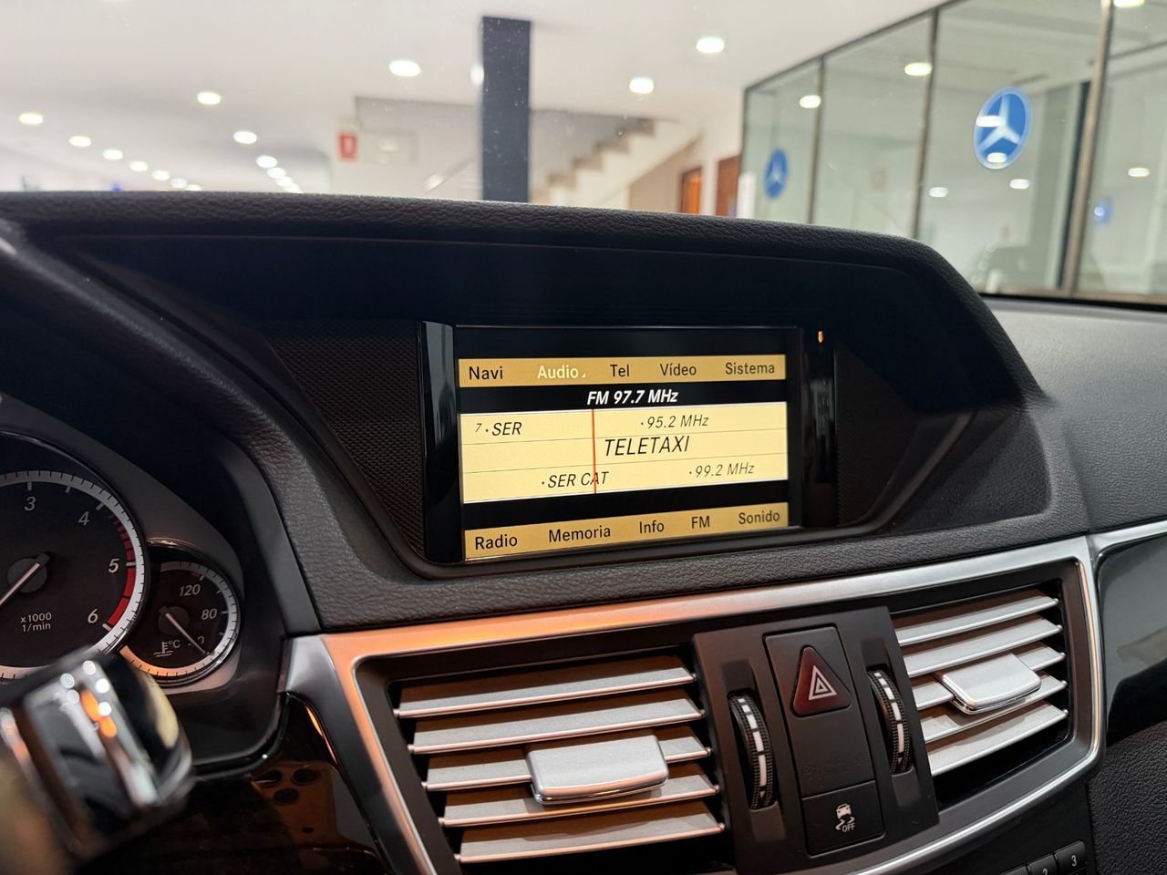 Mercedes Clase E E 350 CDI BlueEFFICIENCY Berlina - Foto 11