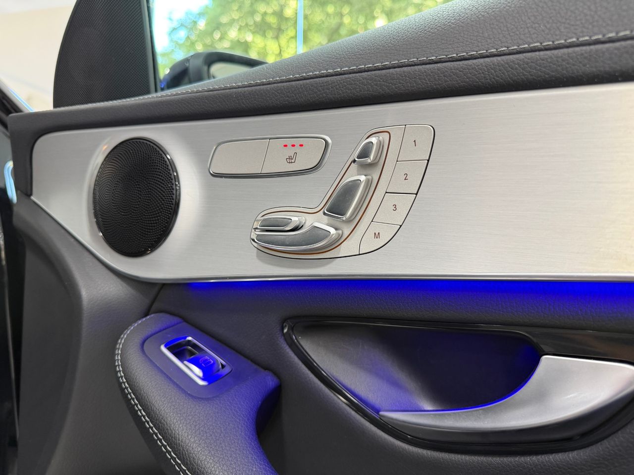 Mercedes GLC 300 e 4MATIC - Foto 18