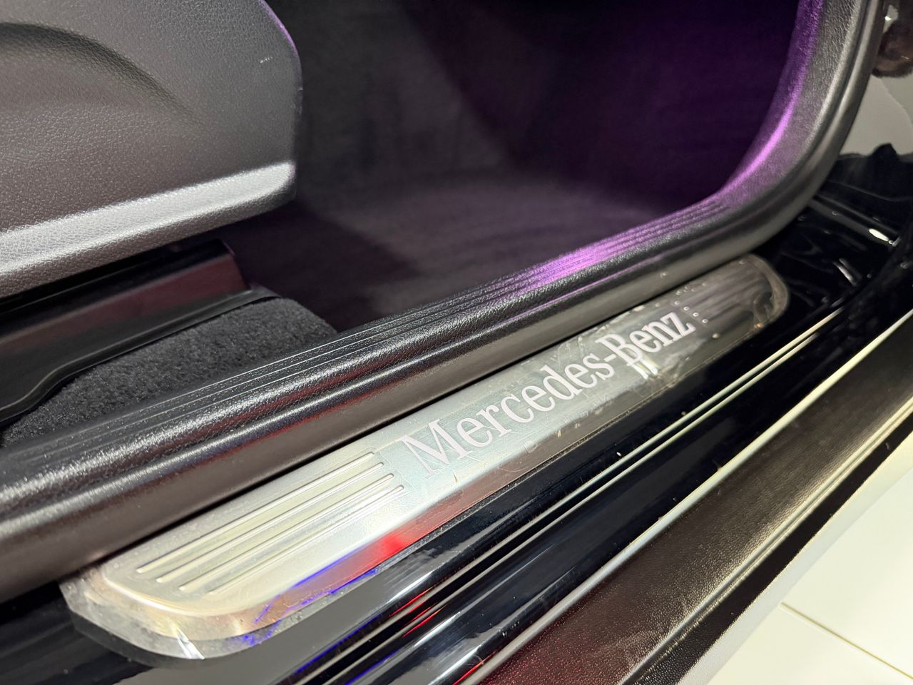 Mercedes GLC 300 e 4MATIC - Foto 17