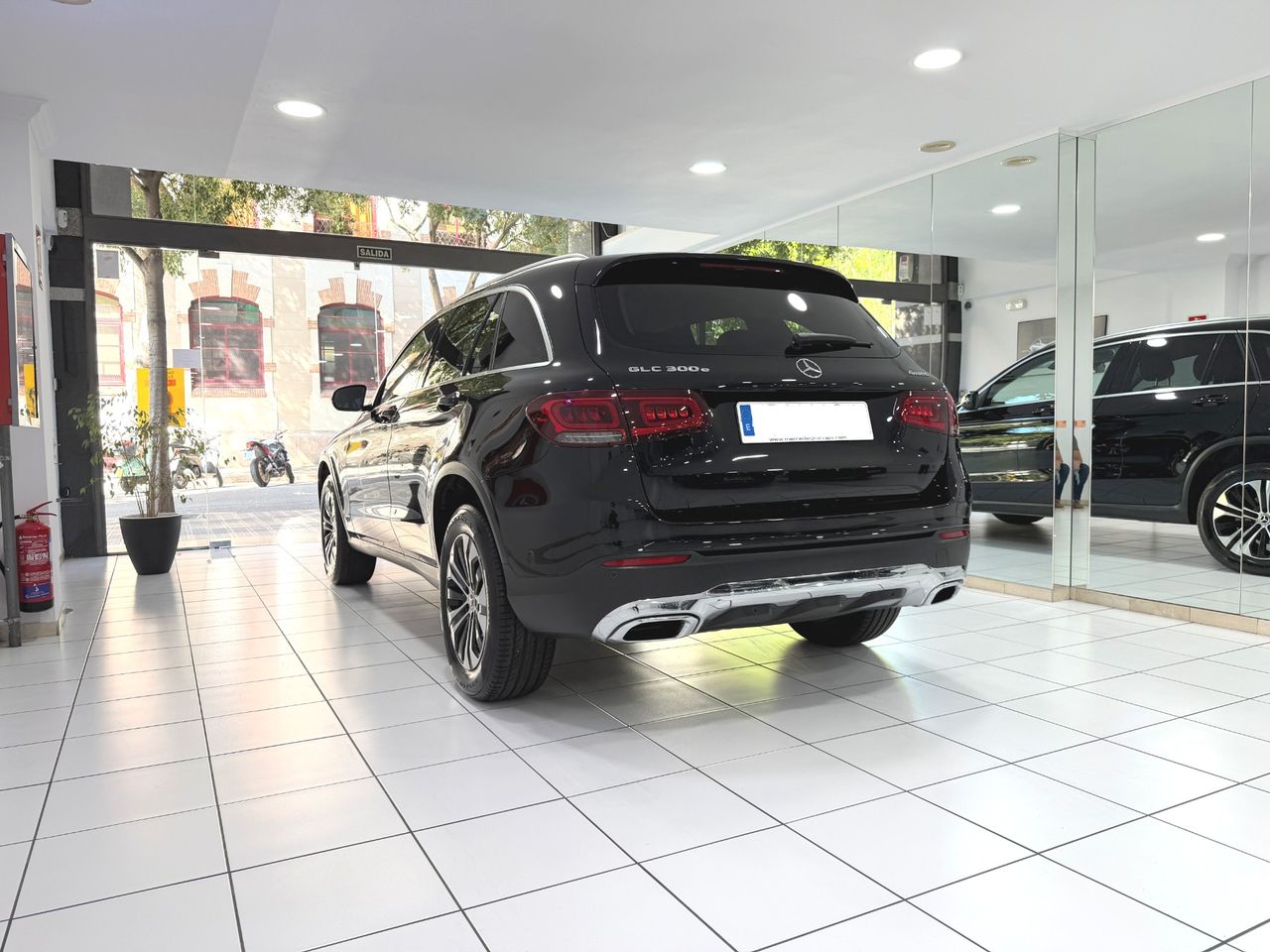 Mercedes GLC 300 e 4MATIC - Foto 26