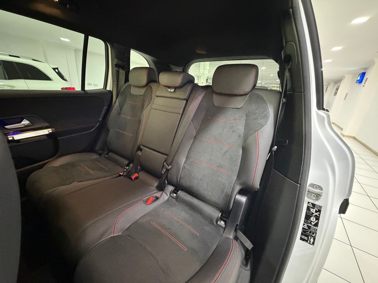 Mercedes Clase GLB 200 d 7 plazas - Foto 18