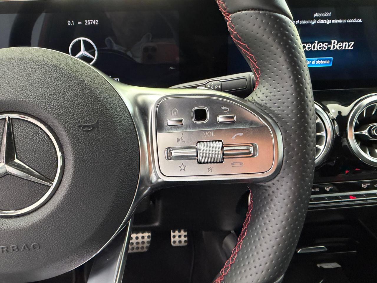Mercedes GLA 200 7G-DCT AMG Line - Foto 6