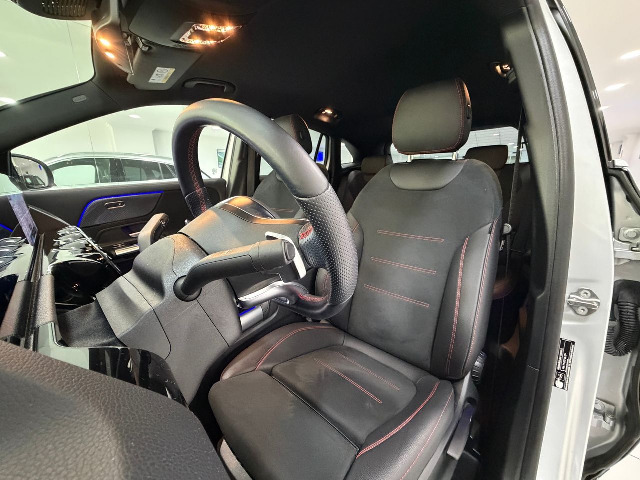 Mercedes GLA 250 e - Foto 18