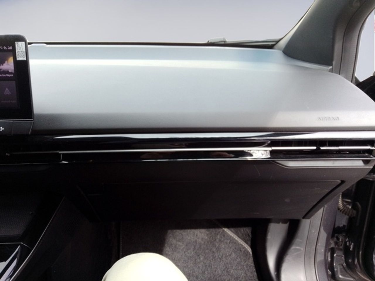 MG MG4 64kWh Luxury 150 kW (204 CV) - Foto 9