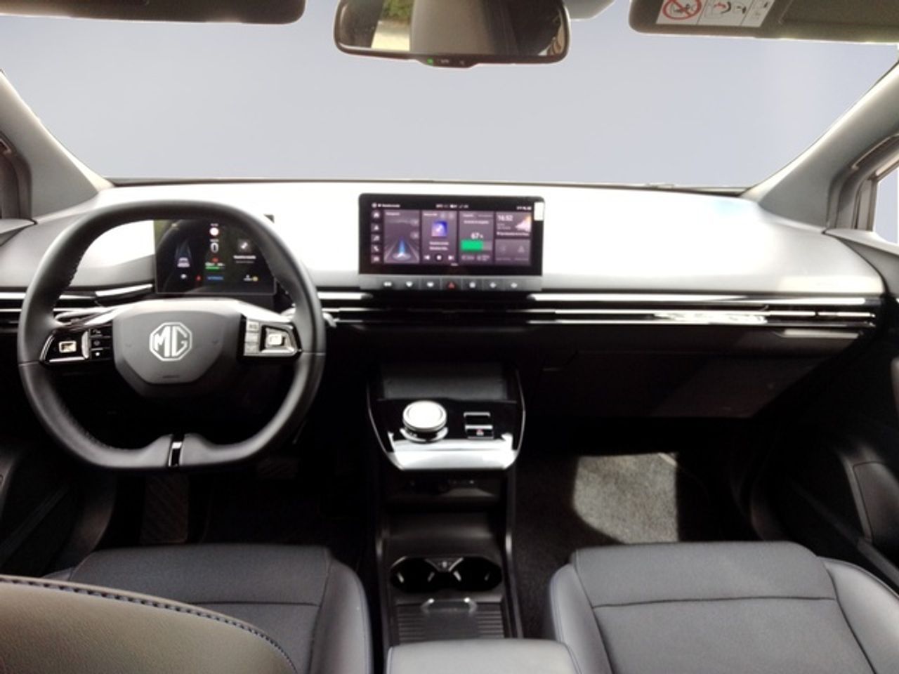 MG MG4 64kWh Luxury 150 kW (204 CV) - Foto 10