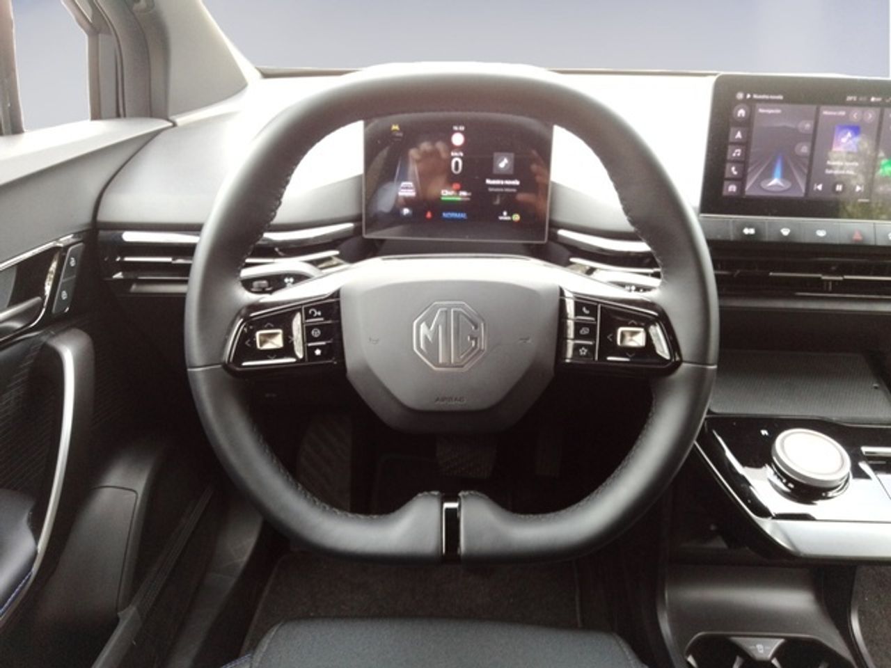 MG MG4 64kWh Luxury 150 kW (204 CV) - Foto 11