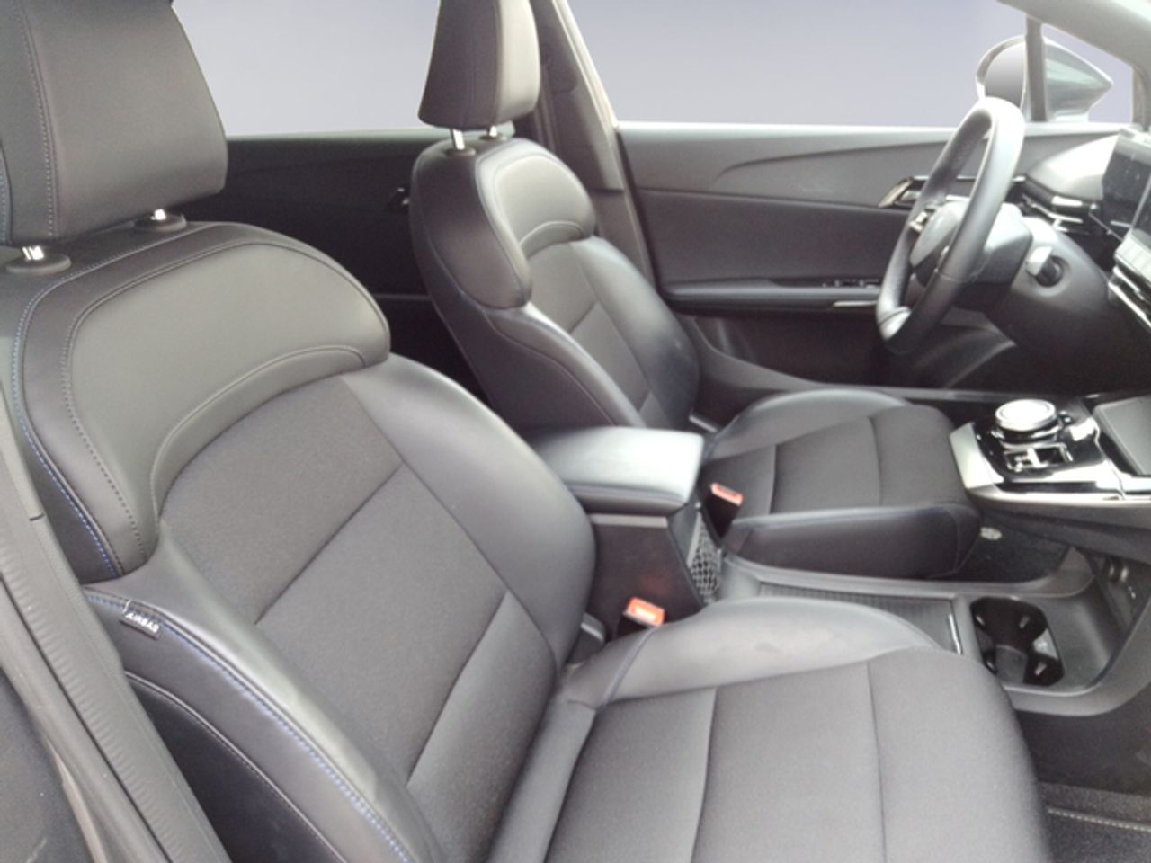 MG MG4 64kWh Luxury 150 kW (204 CV) - Foto 14