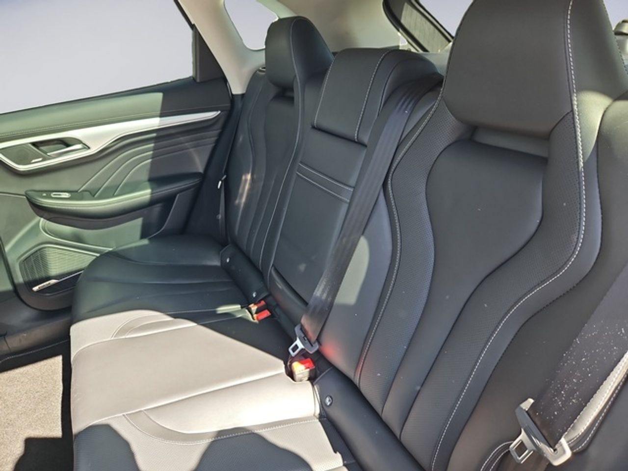 MG Marvel R 70kWh Performance 212 kW (288 CV) - Foto 14