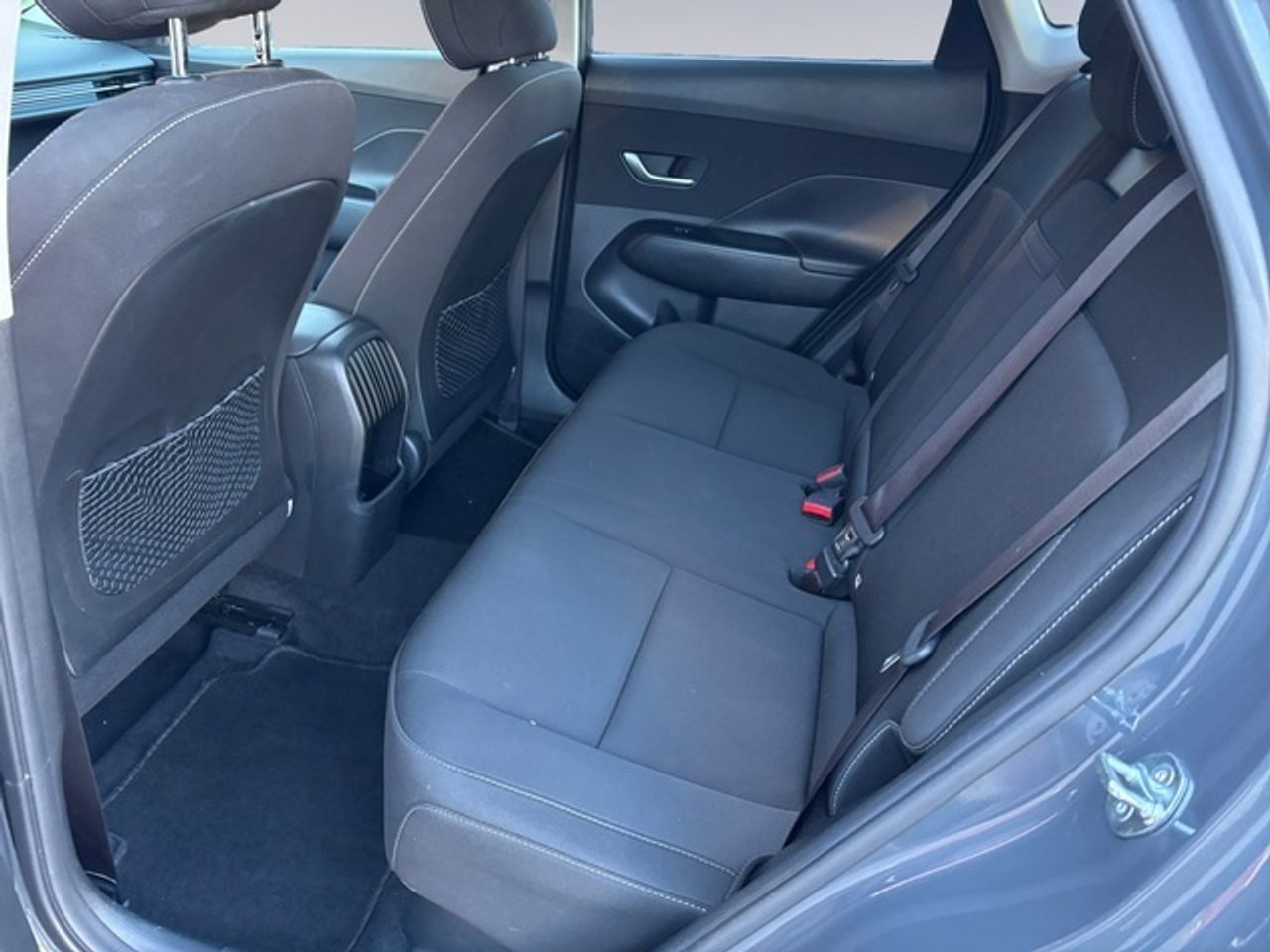 Hyundai Kona 1.6 GDI HEV Maxx DCT 104 kW (141 CV) - Foto 14