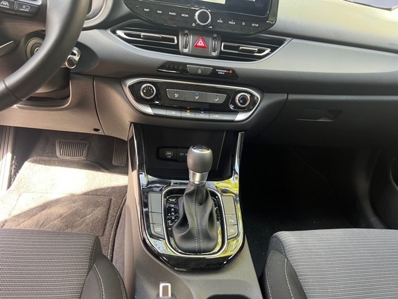 Hyundai i30 1.0 TGDI 48V Klass DCT 74 kW (100 CV) - Foto 12