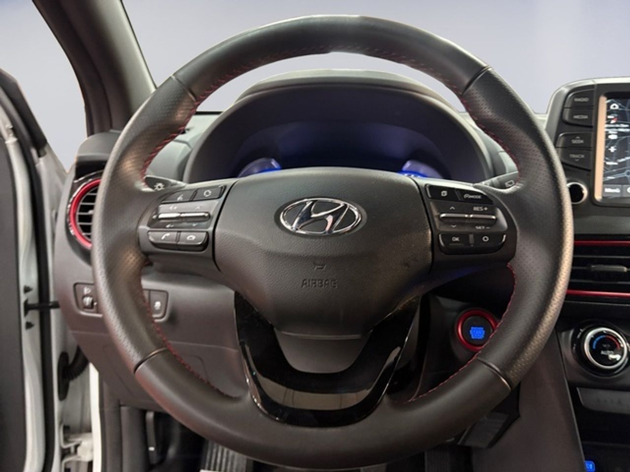 Hyundai Kona 1.0 TGDi Tecno Red 4x2 88 kW (120 CV) - Foto 11
