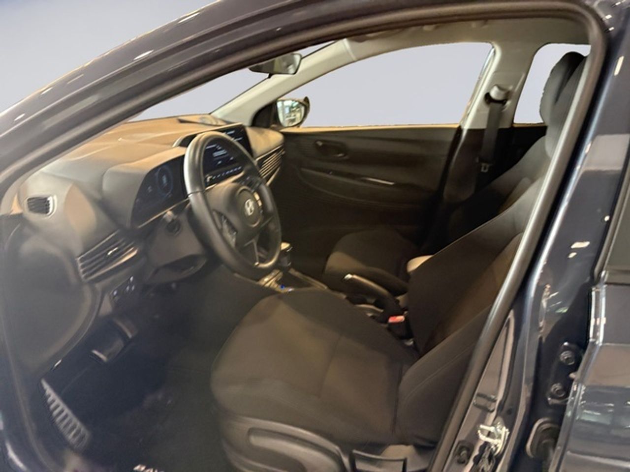 Hyundai Bayon 1.0 TGDI 48V Maxx DCT 74 kW (100 CV) - Foto 10
