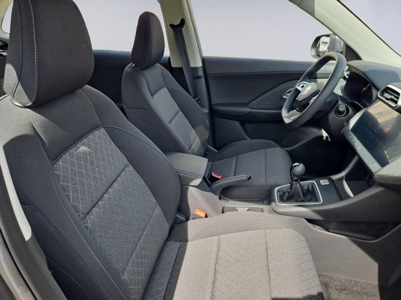 MG ZS 1.5 Standard 85 kW (116 CV) - Foto 16