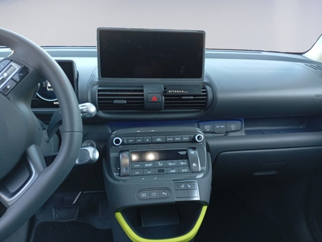 Hyundai Inster 49KWH Tecno Cross 85 kW (115 CV) - Foto 12