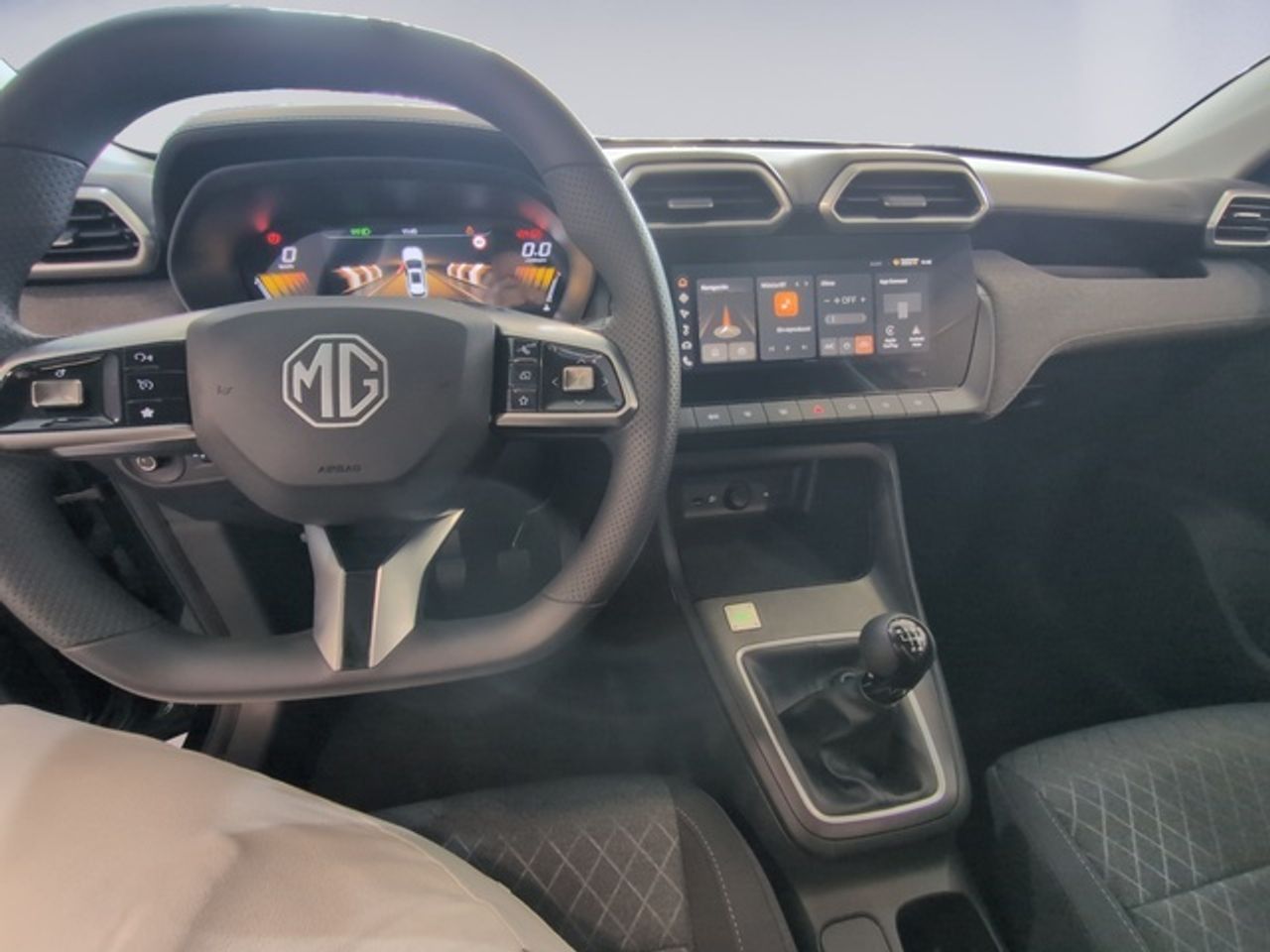 MG ZS 1.5 Standard 85 kW (116 CV) - Foto 9