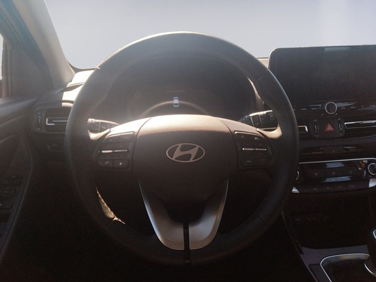 Hyundai i30 1.0 TGDI 48V Klass 74 kW (100 CV) - Foto 13