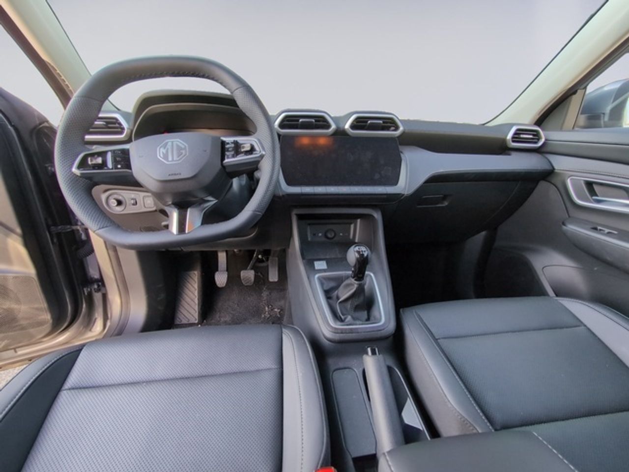 MG ZS 1.5 Comfort 85 kW (116 CV) - Foto 10