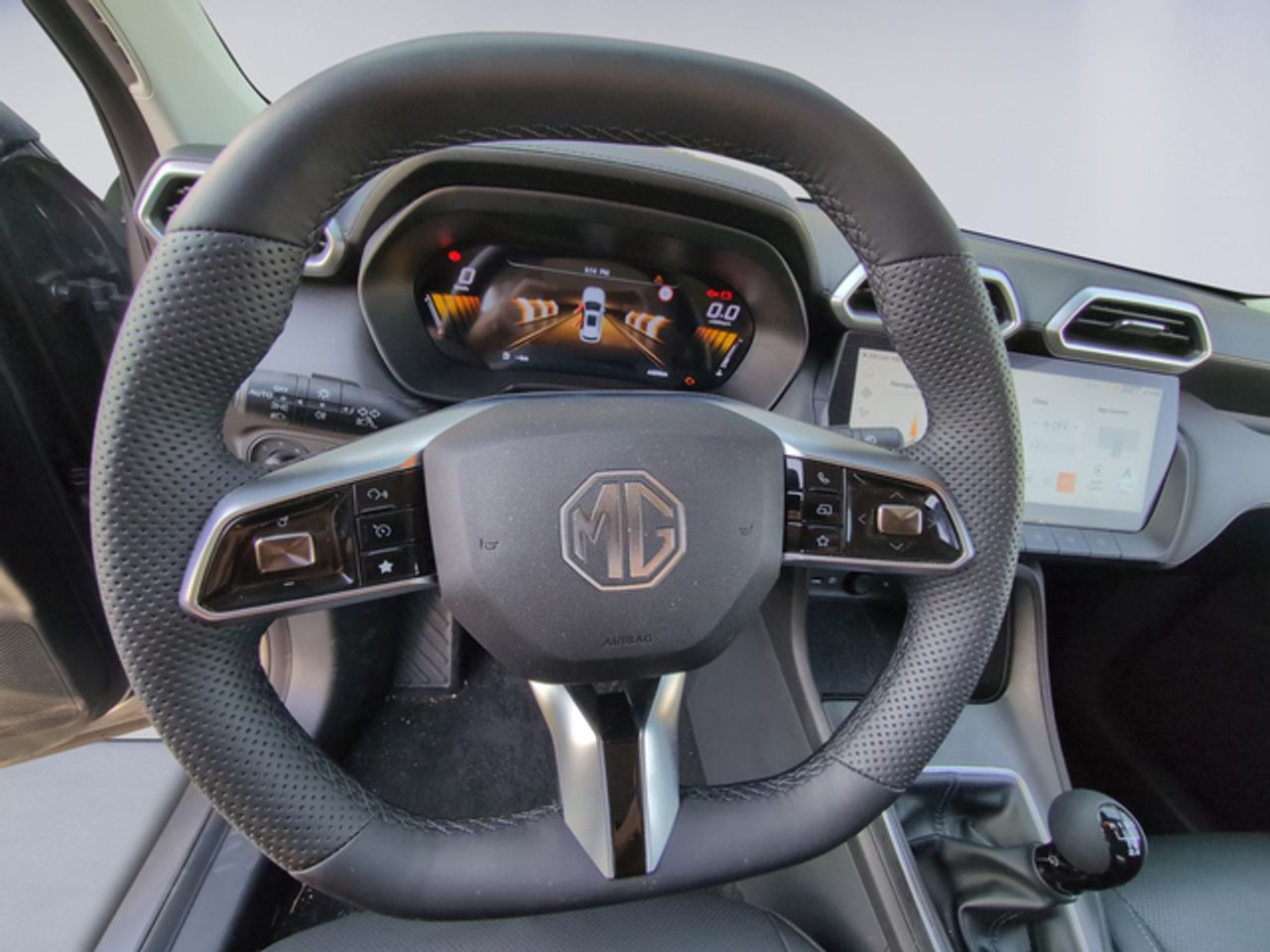 MG ZS 1.5 Comfort 85 kW (116 CV) - Foto 12