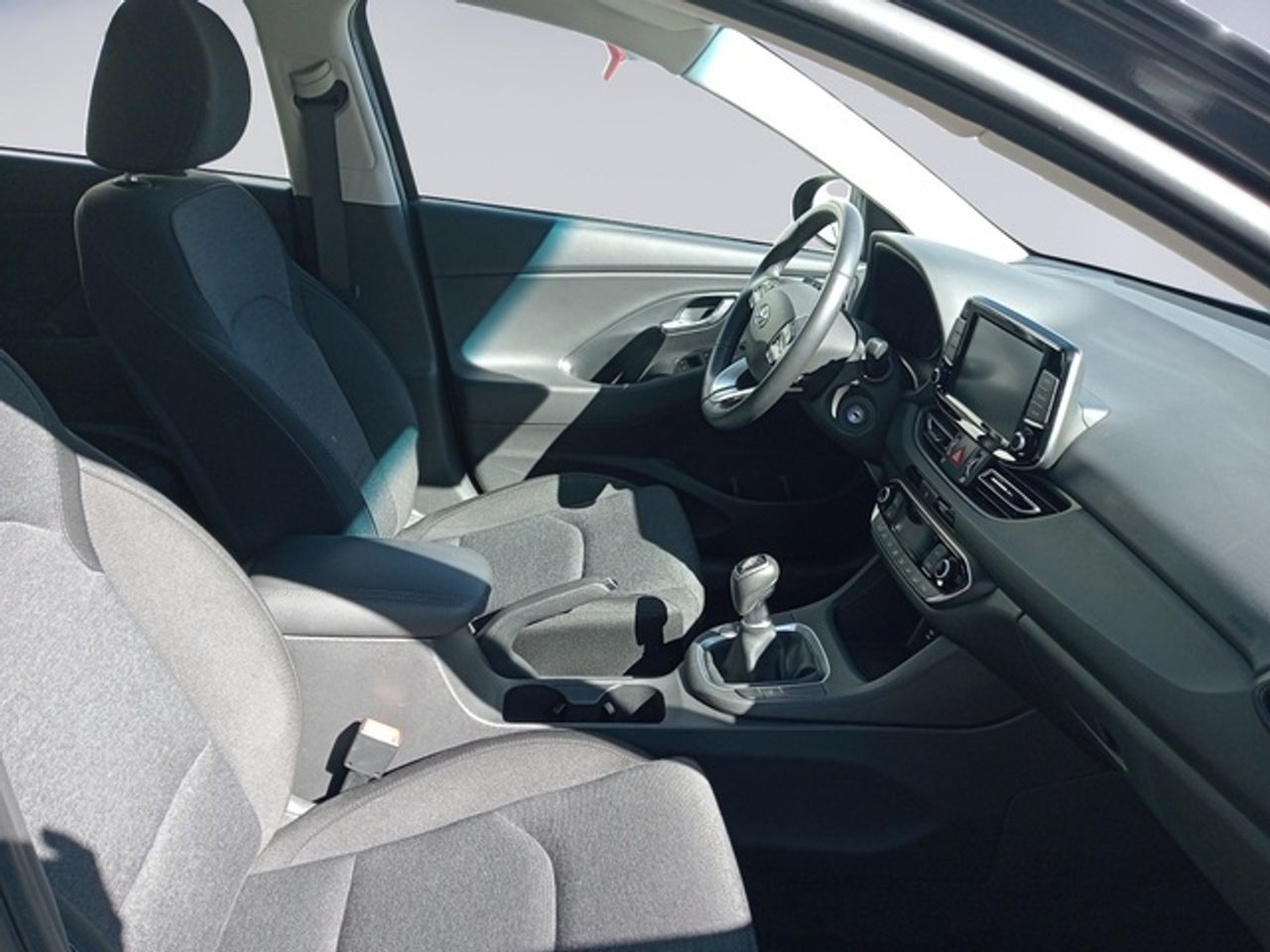 Hyundai i30 1.5 DPI Klass SLX 81 kW (110 CV) - Foto 16