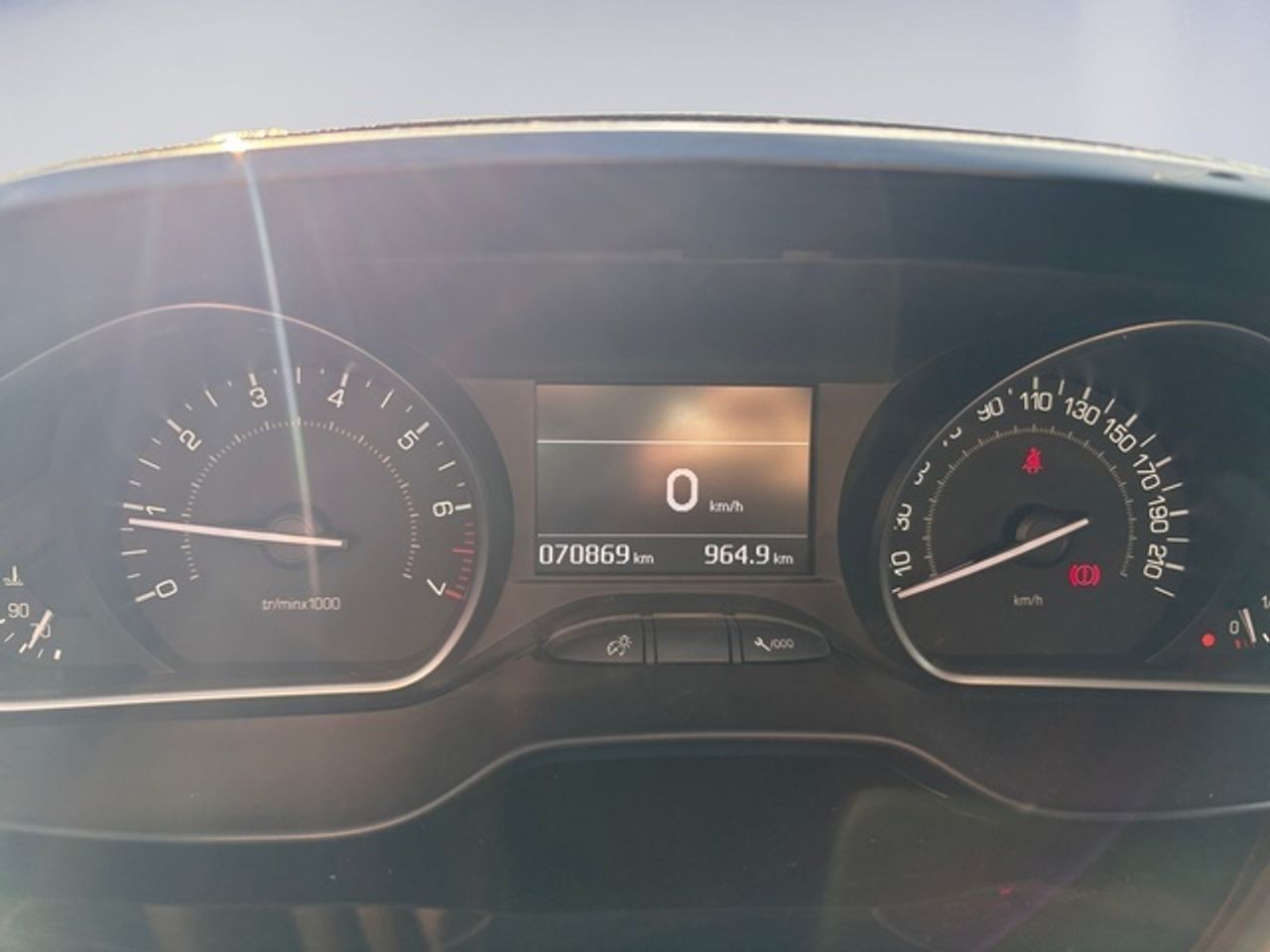 Peugeot 208 PureTech 82 S&S Tech Edition 60 kW (82 CV) - Foto 15