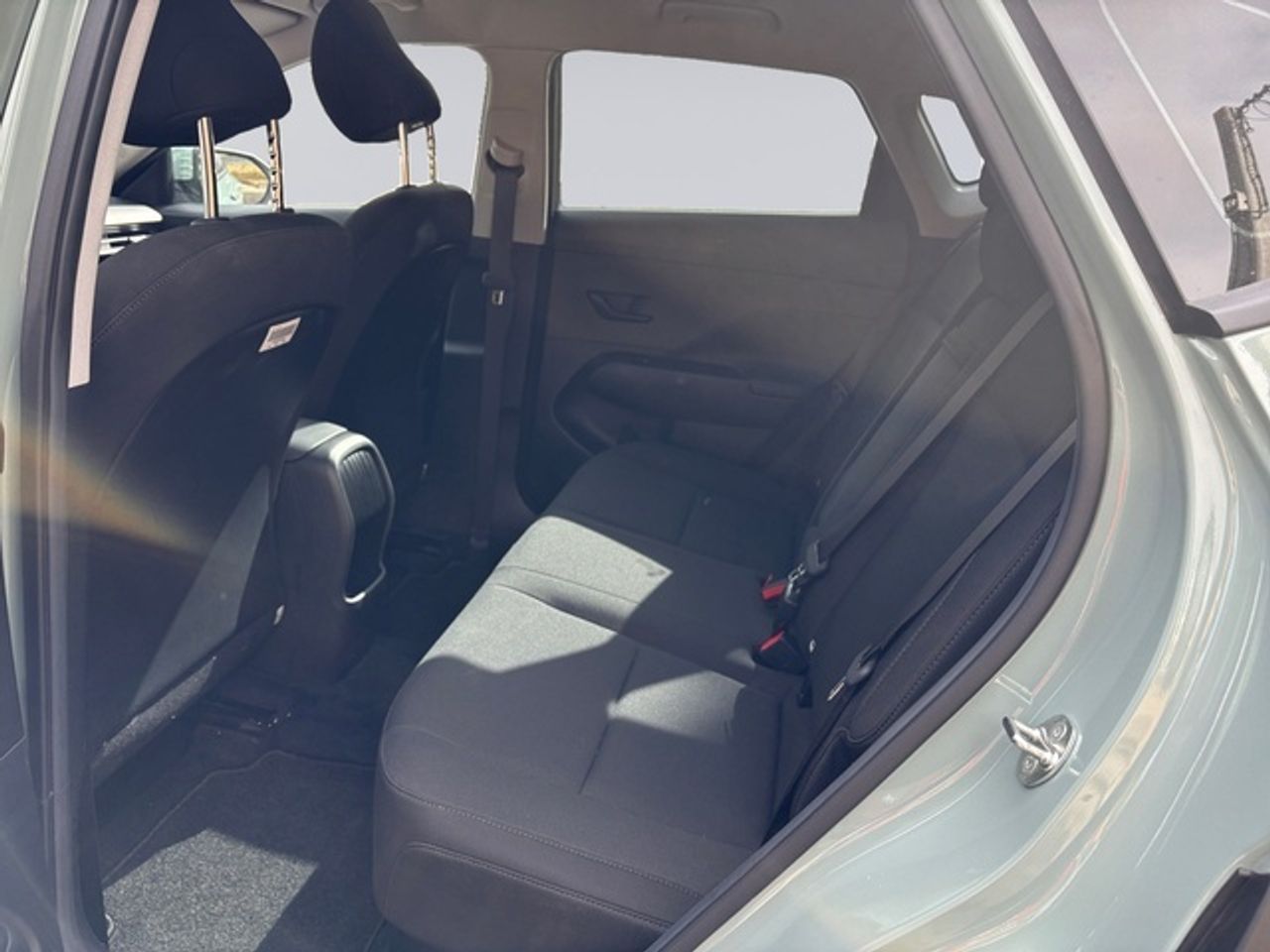 Hyundai Kona 1.6 GDI HEV Maxx DCT 104 kW (141 CV) - Foto 14