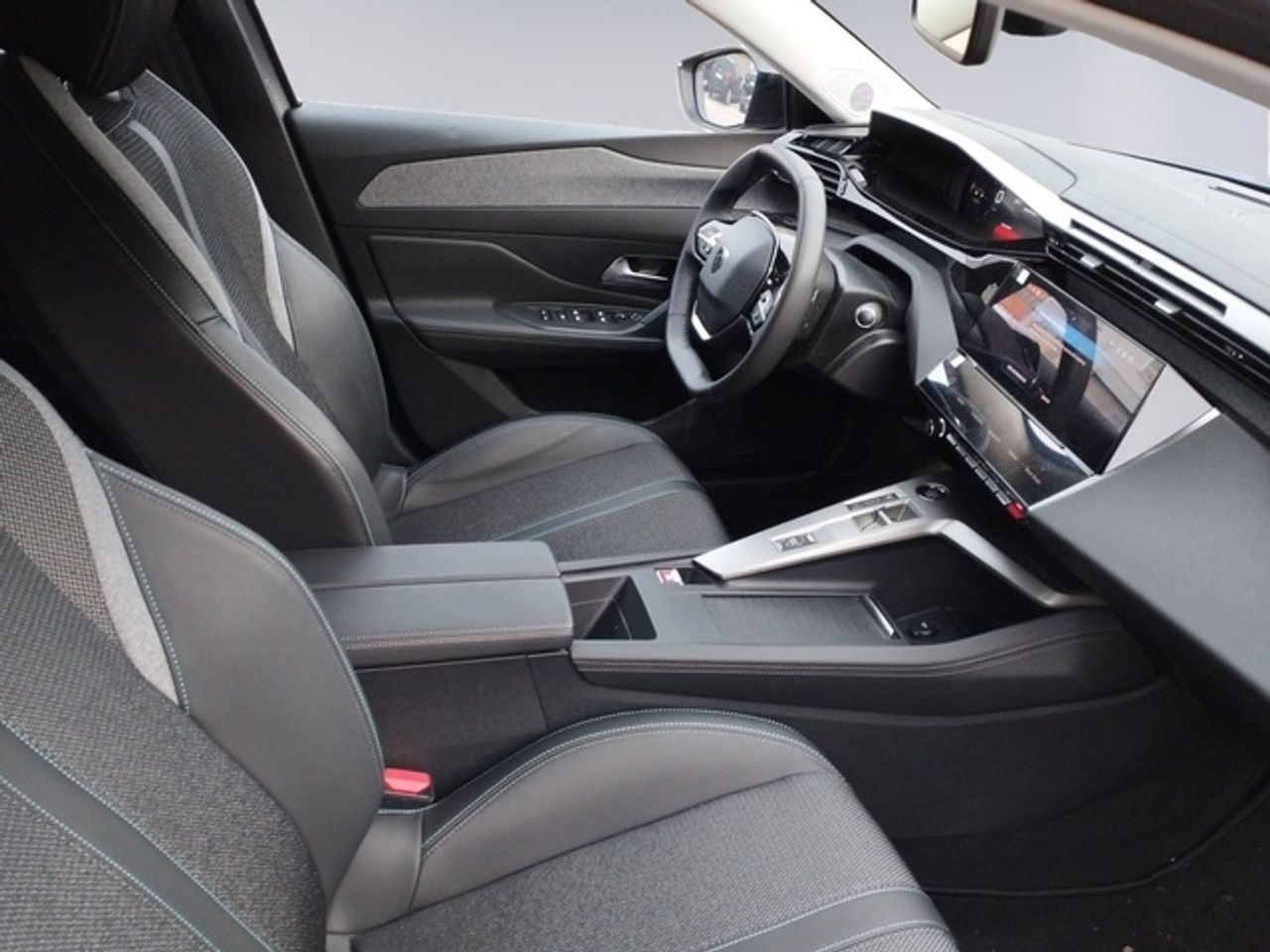 Peugeot 308 BlueHDi 130 S&S Allure EAT8 96 kW (130 CV) - Foto 14