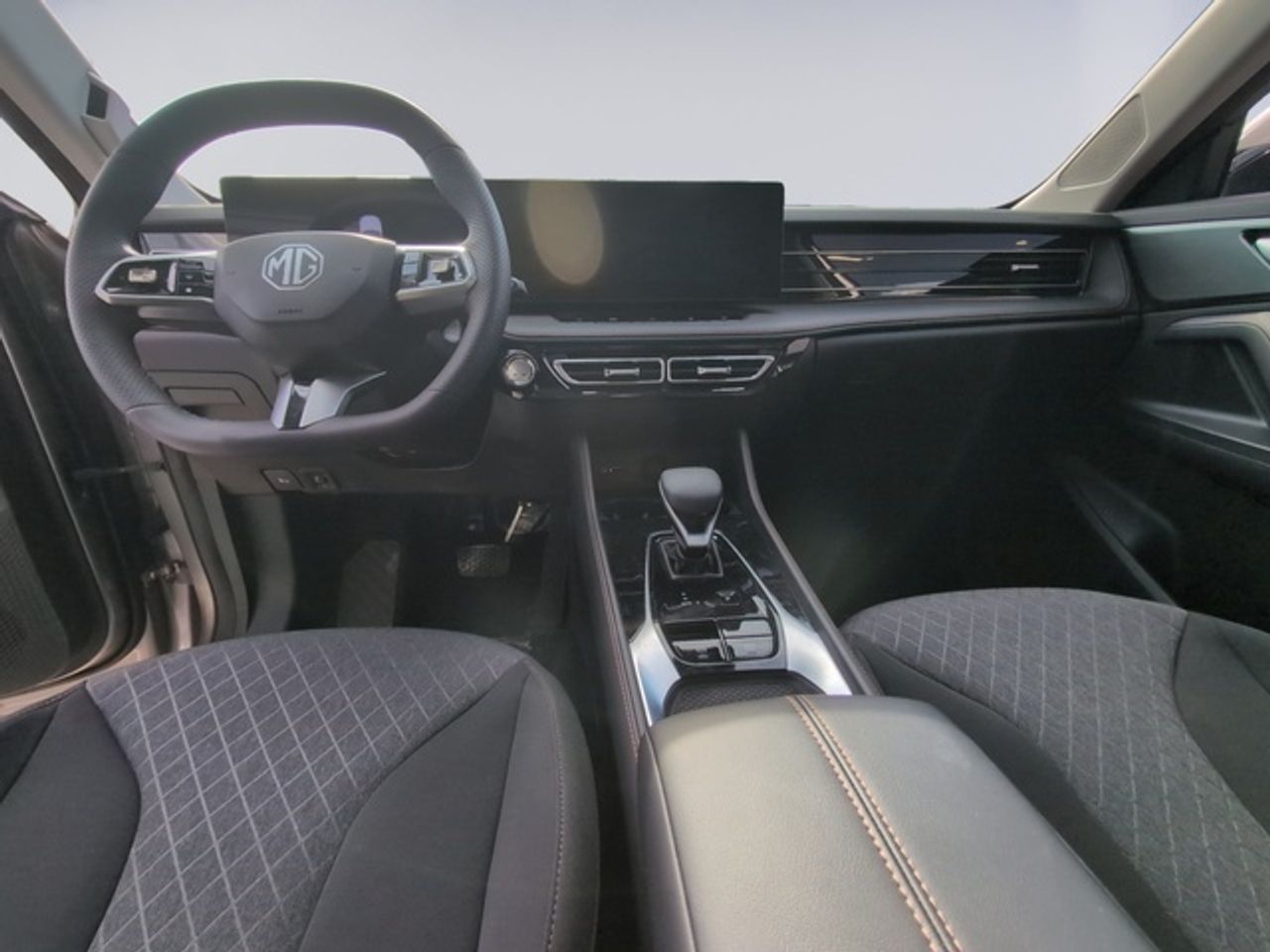 MG HS 1.5T Comfort DCT 125 kW (170 CV) - Foto 11