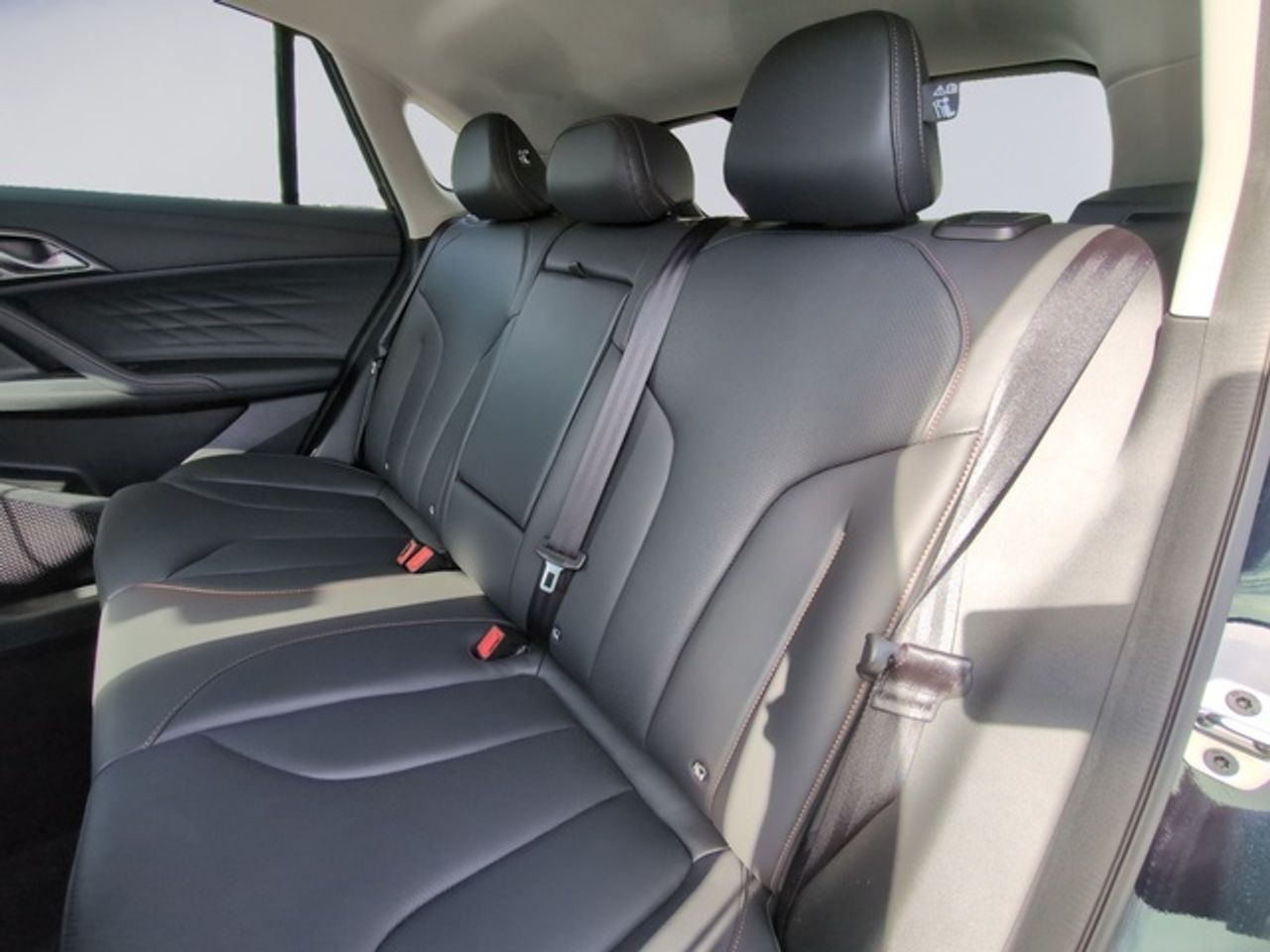 MG HS 1.5T Luxury 125 kW (170 CV) - Foto 14