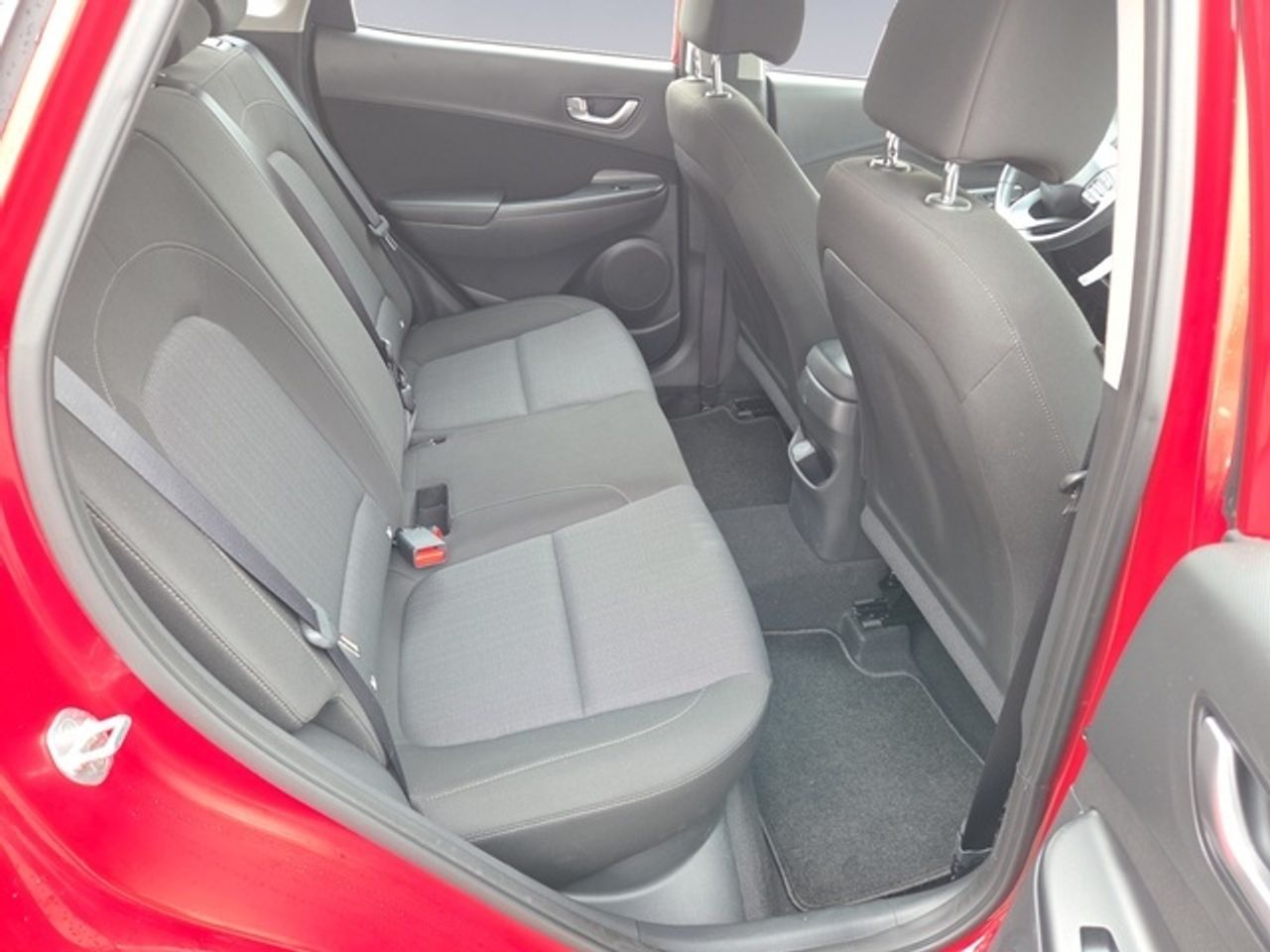 Hyundai Kona 1.0 TGDi Maxx 4x2 88 kW (120 CV) - Foto 12